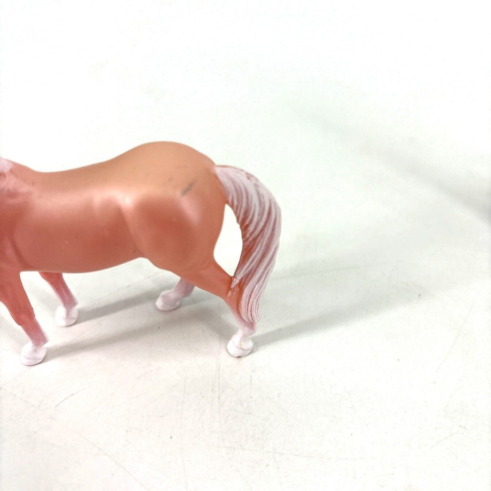 Breyer Stablemates Lot‎ of 5 Unicorns Pink Blue White - Picture 10 of 11
